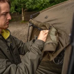 Avid Carp Bivouac^Abri Revolve Screen House Compact