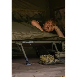 Bedchair Avid Carp Benchmark Ultra Systems
