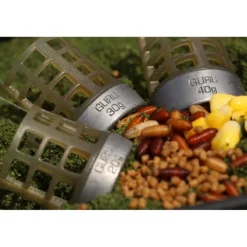 Cage Feeder Guru X-Change Distance Feeder Caged