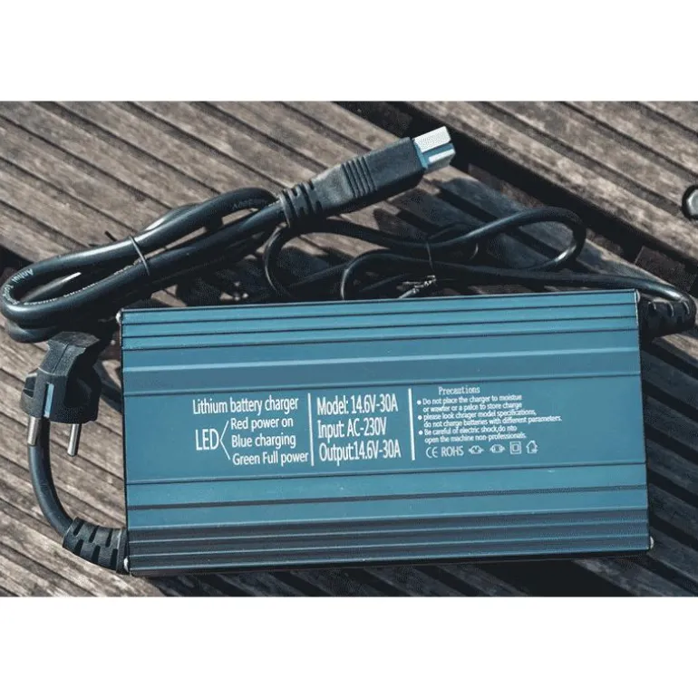 Chargeur Lithium Voltacase Lifepo4 14.6V 30A Pour Valise 105Ah/210Ah/280Ah