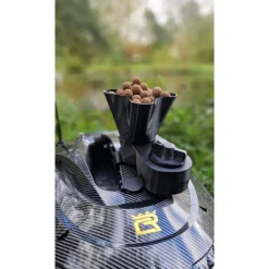 Distributeur D'appâts Pour Bateau Amorceur Carp Royal Hurricane