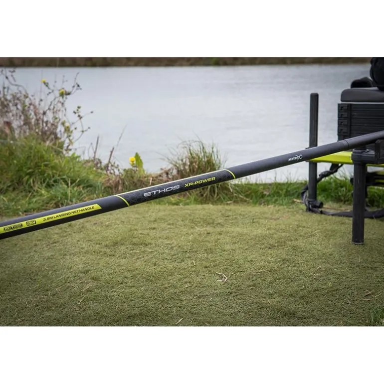 Manche D'épuisette Fox Matrix Ethos Xr Power Landing Net Handle